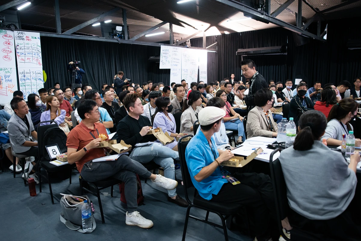 Founders and participants at a Vertex Mastery event, photo 6