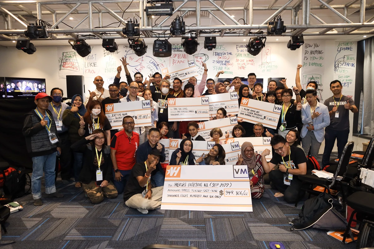 Founders and participants at a Vertex Mastery event, photo 1